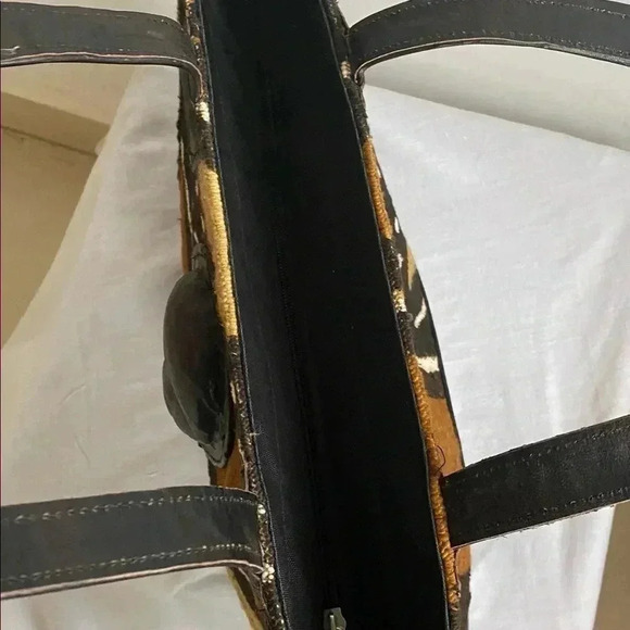 Handcrafted African leather satchel handbag - Picture 6 of 14